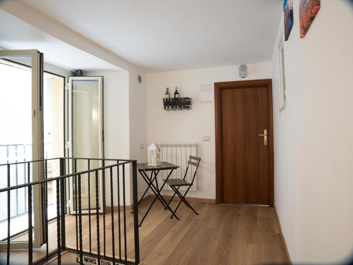 Athmosfera Nova 18 Hotel Naples Exterior photo
